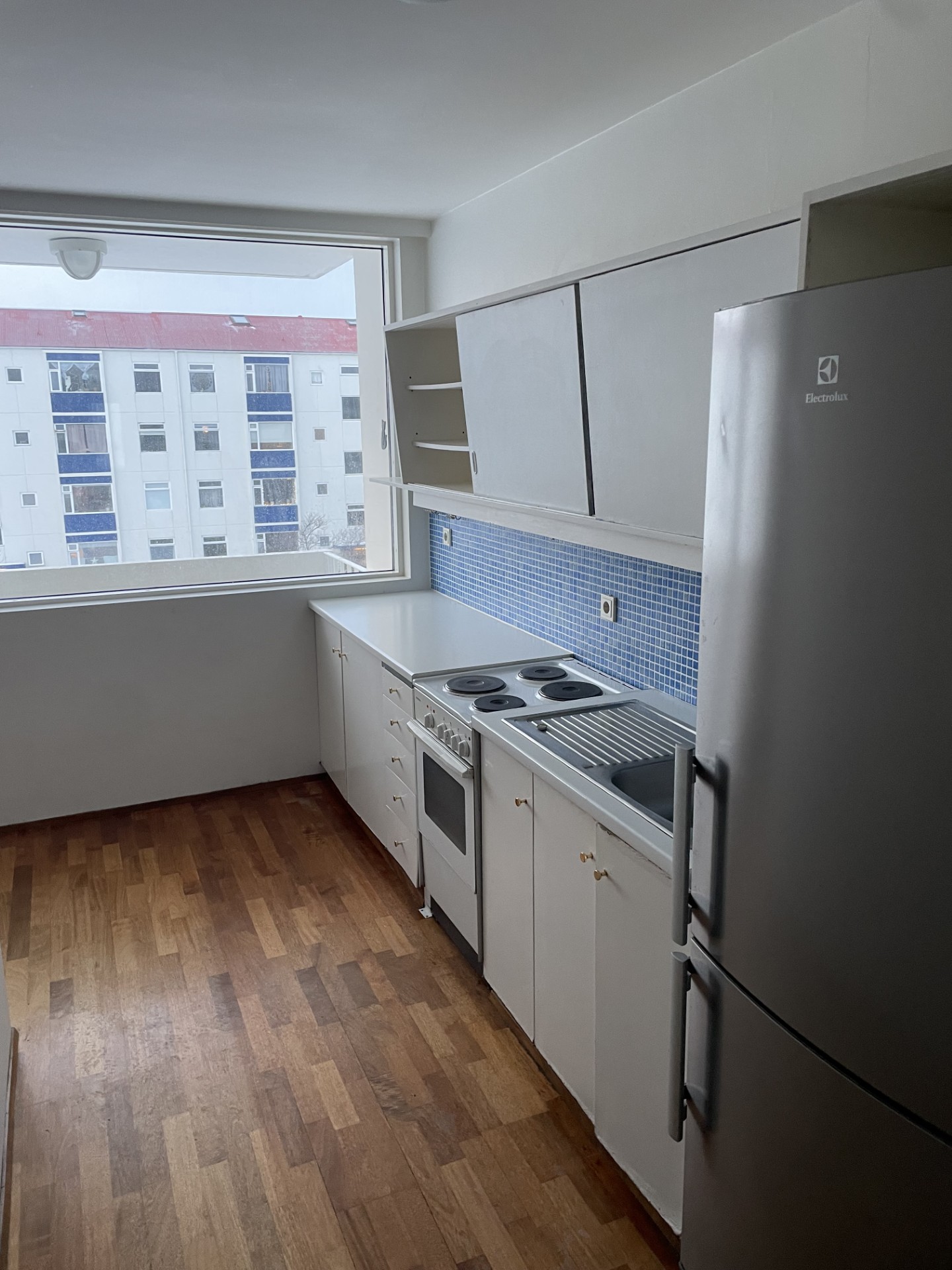 onnur-1 gallery image